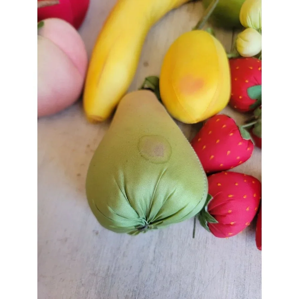 Artificial assorted plush fabric fruit great banana strawberry Pearl set waterme